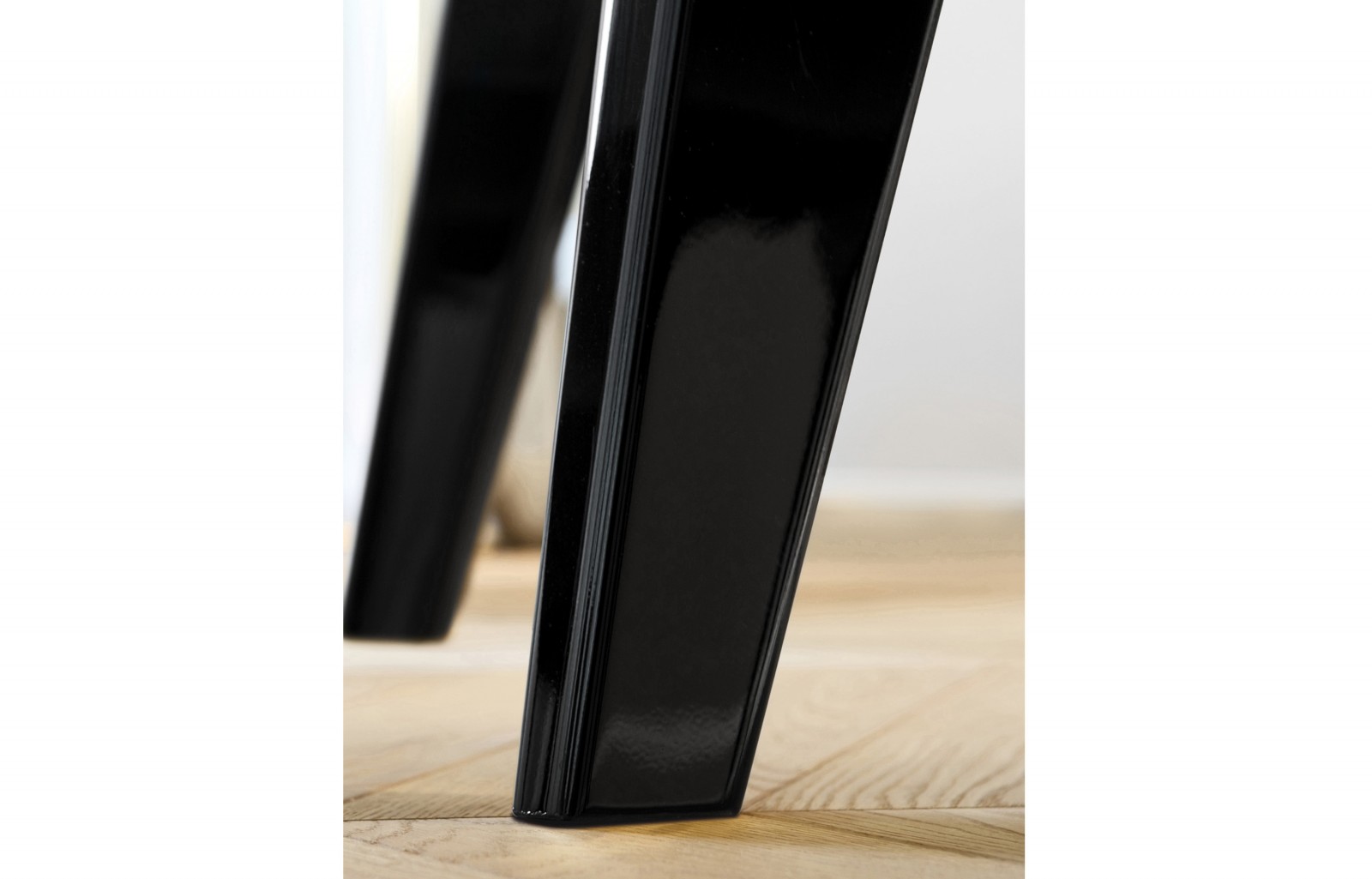 Dom Edizioni Paul dining table
