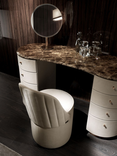 DV Home Tiffany